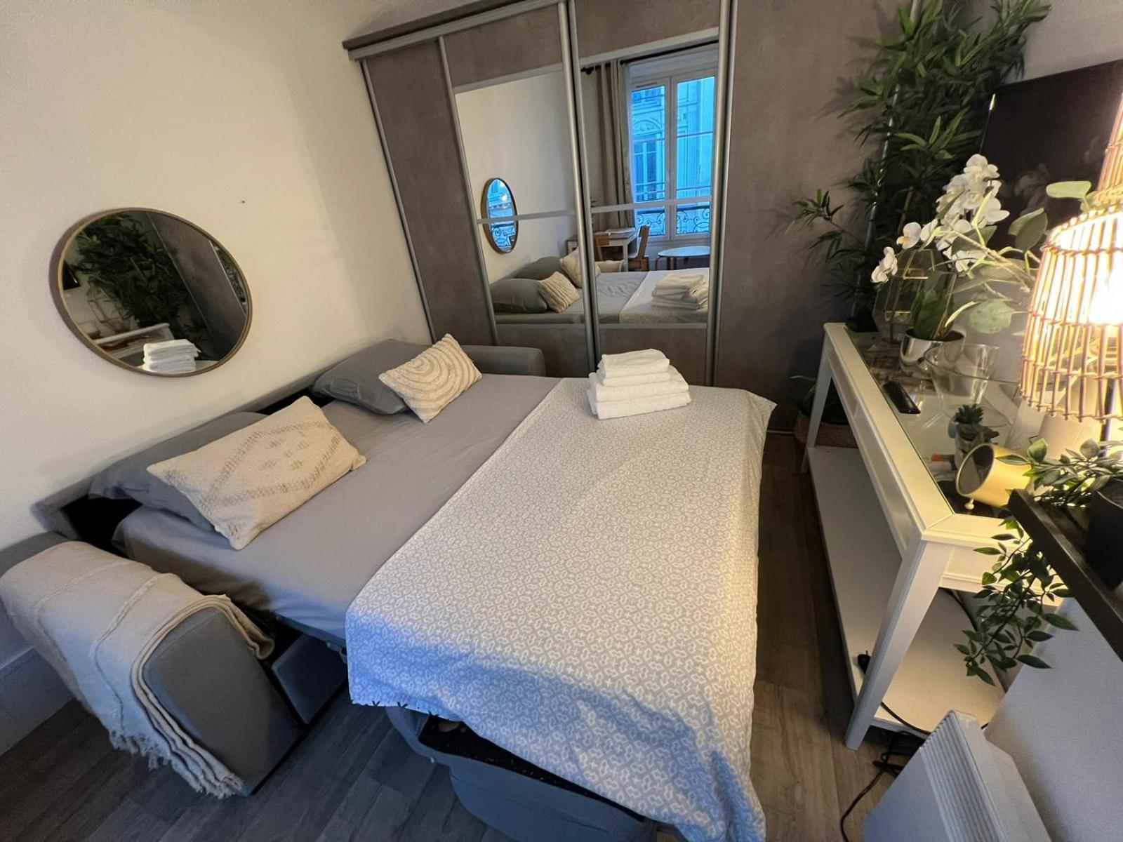Studio Moderne Au Coeur De Paris Batignolles Ngoại thất bức ảnh